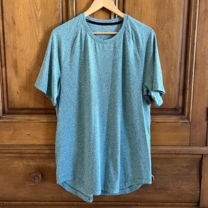 Lululemon Drysense Training Short Sleeve Shirt - Turquoise XL